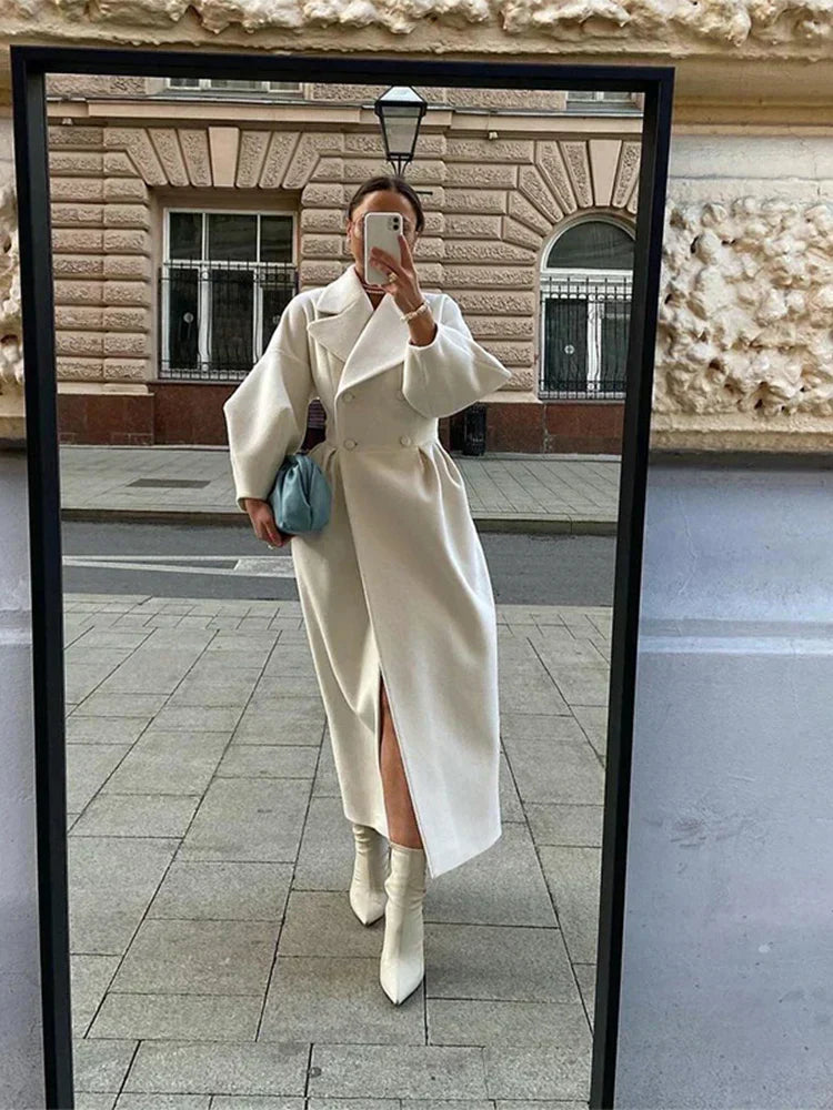 Astrid – Elegant og Varm Vinterfrakke