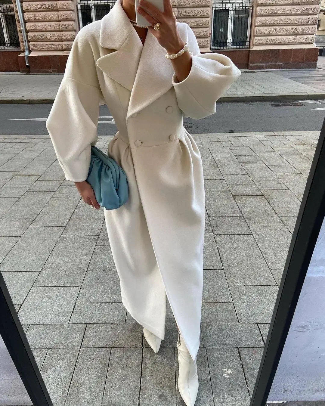 Astrid – Elegant og Varm Vinterfrakke