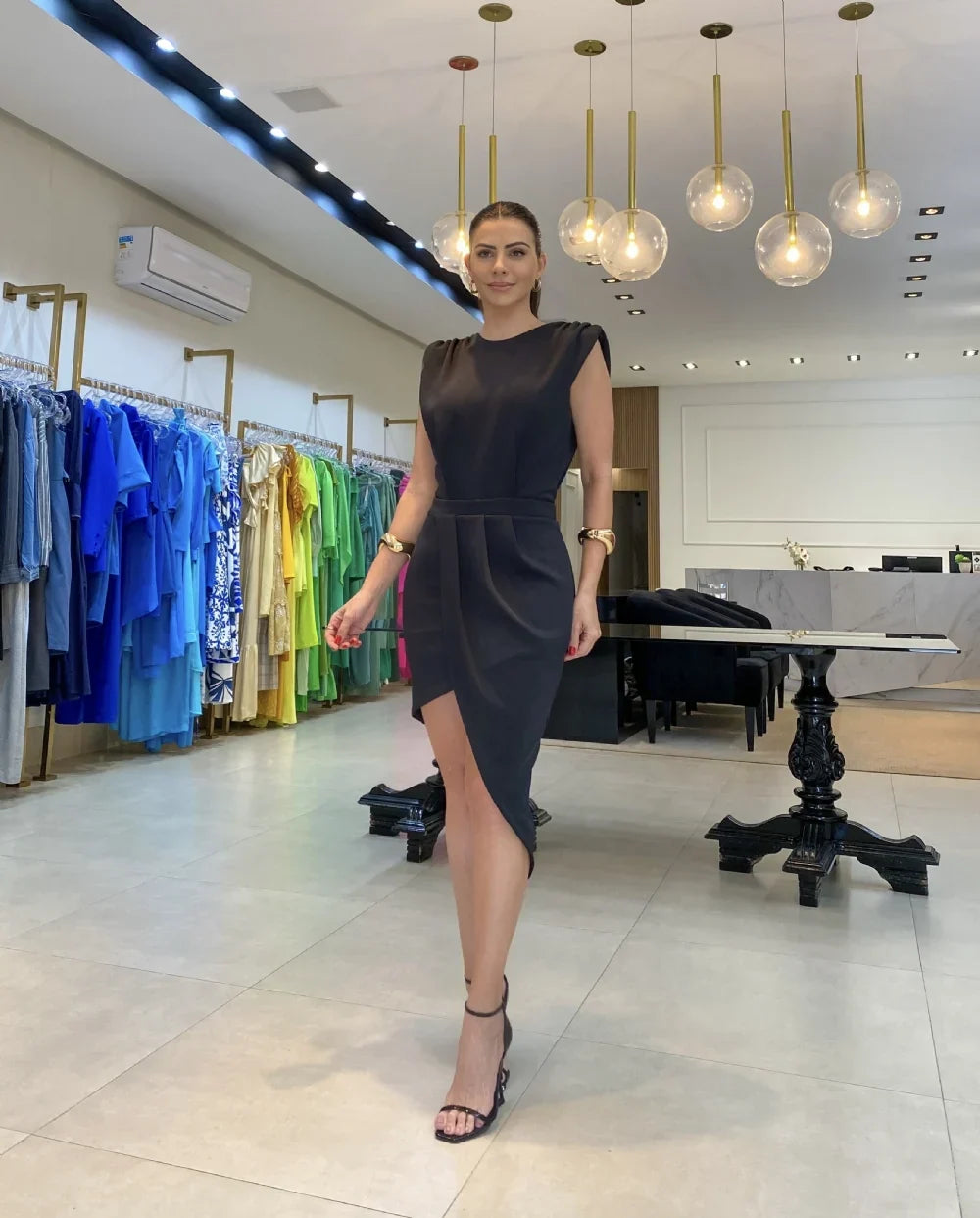 Aria | Elegant Dress That Gently Enhances