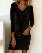 Marta | Elegancka welurowa sukienka midi