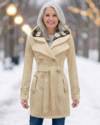 Olga | Wełniany płaszcz z kratkowanym kołnierzem