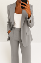 Ava | Zestaw Mocy Dopasowany