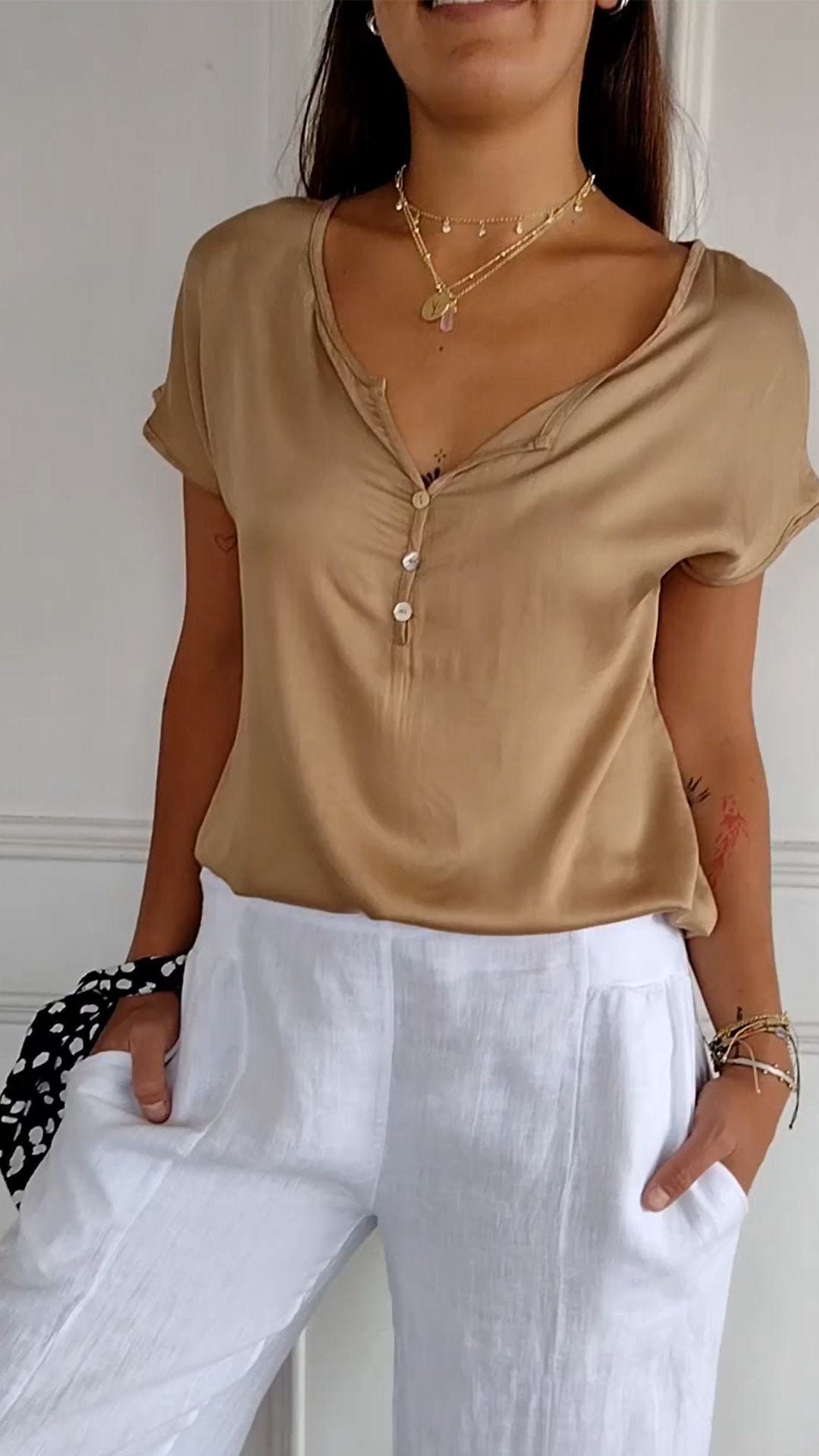 Malou | Elegant V-hals T-shirt
