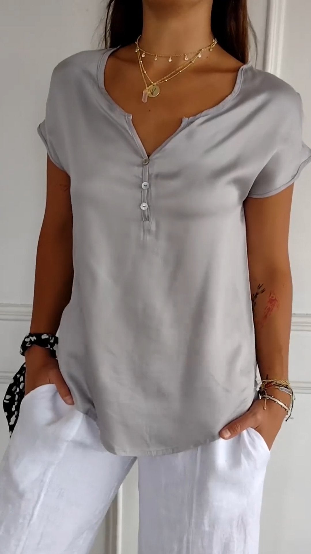 Malou | Elegant V-hals T-shirt